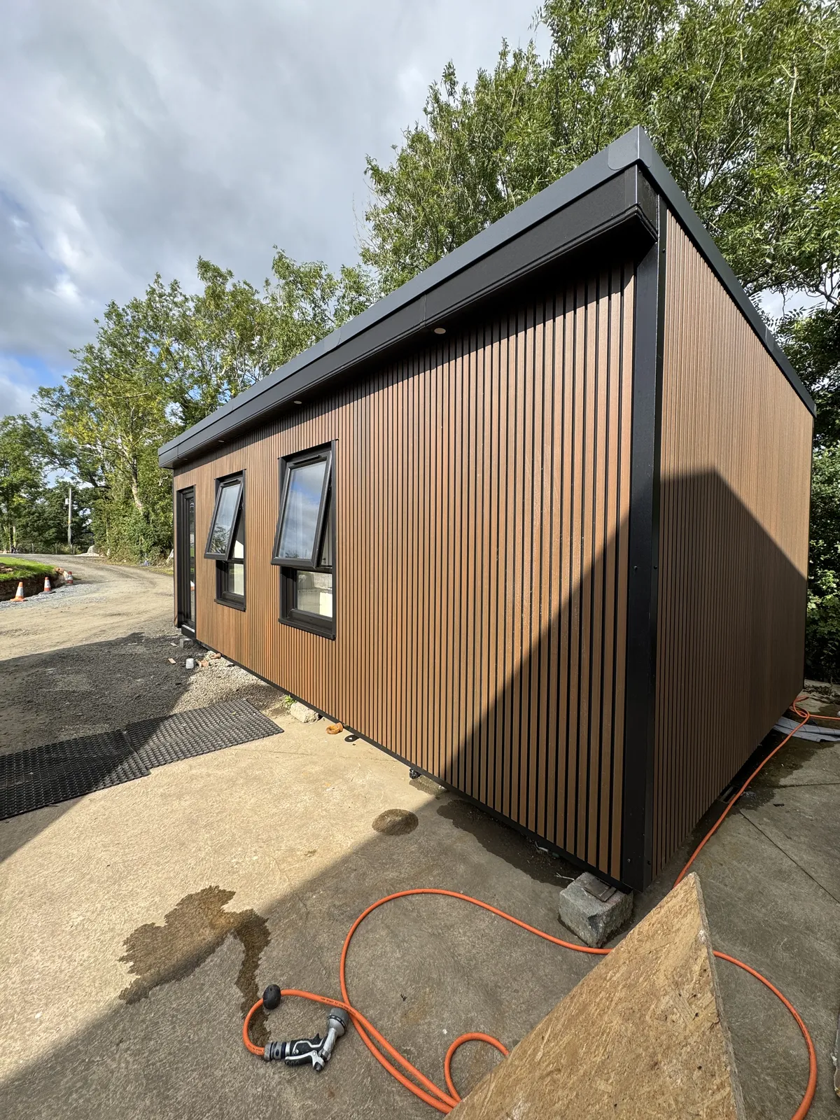 Timber-clad garden room from the rear